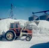 Allis Chalmers 190 with huge snow bank